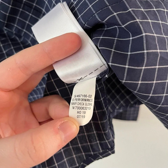 Gap Mens Navy Window Pane Button Up Shirt Sz L Standard Fit Performance Cotton - Picture 4 of 12